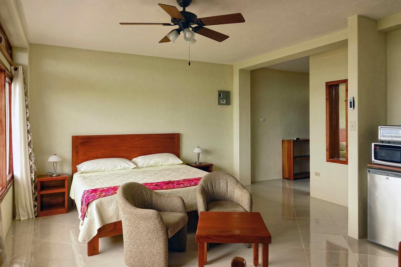 The Galeodan Suites 푸에르토 바케리조 모레노 외부 사진